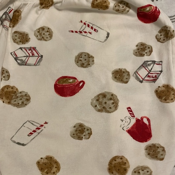 Burt’s Bees milk and cookies Christmas pajama set - Picture 4 of 4
